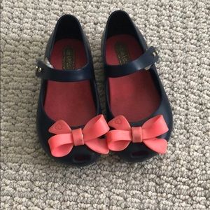 Mini Melissa bow flat